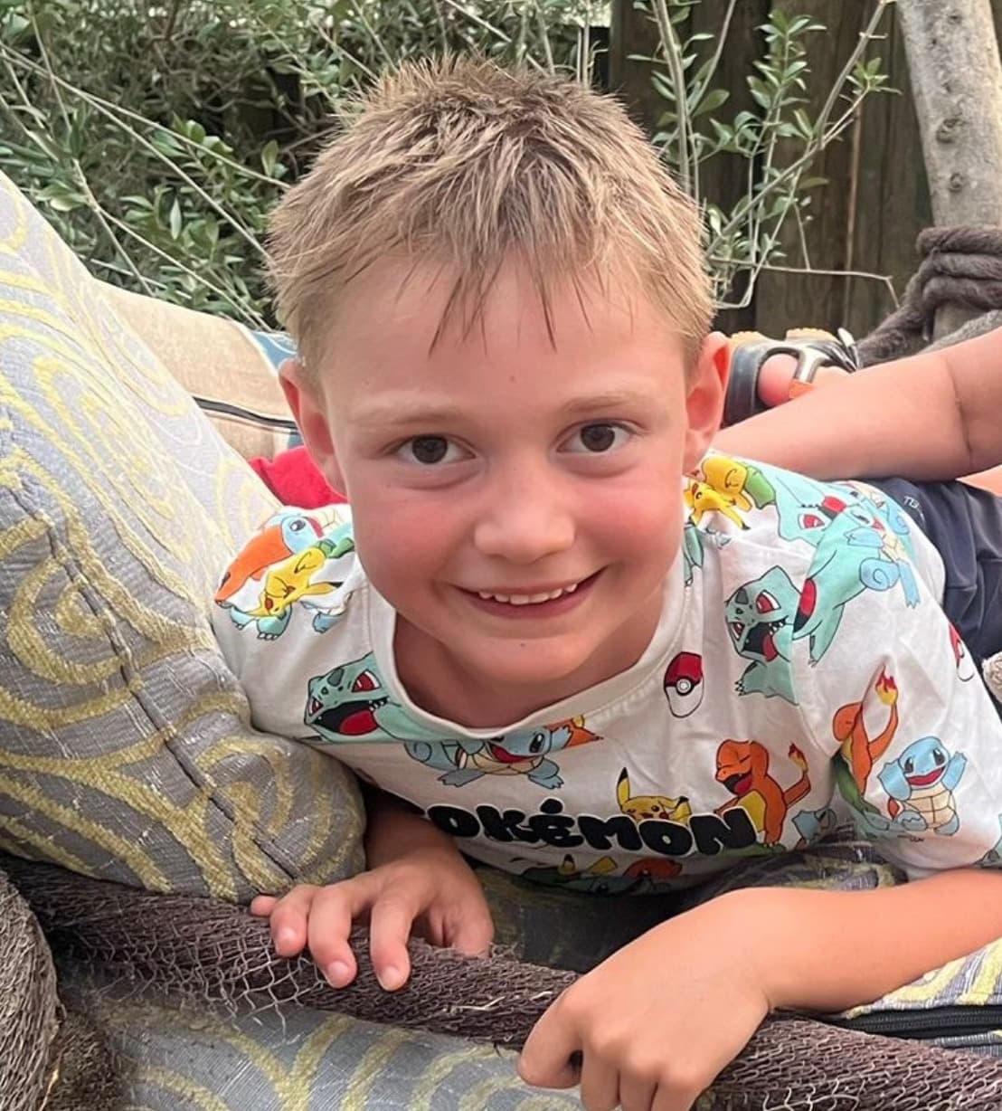 Child avatar